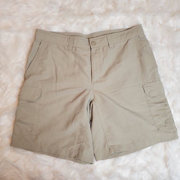 THE NORTH FACE MEN'S BEIGE SHORT SIZE 36 - Picture 1 of 8